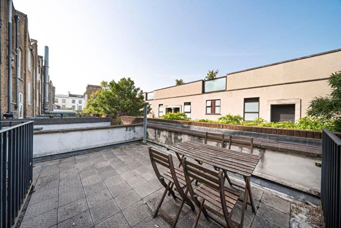 1 Bedroom Flat To Rent In Boundary Road, St John's Wood, London, NW8