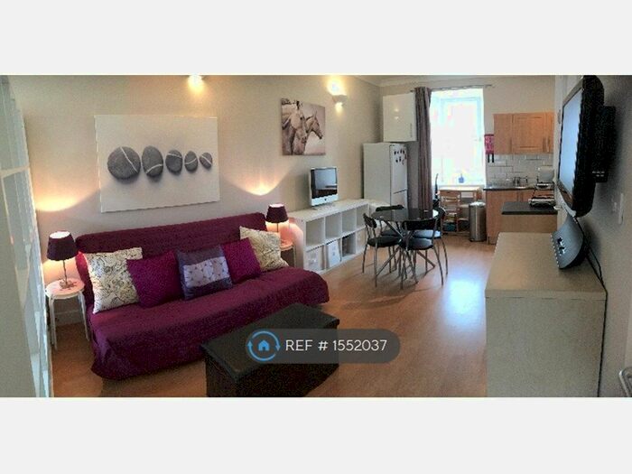 Studio To Rent In Miller Road, Oban, PA34