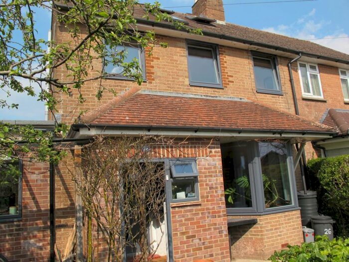 4 Bedroom Semi-Detached House To Rent In Hawkenbury Way, BN7