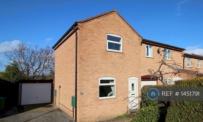 2 Bedroom End Of Terrace House To Rent In Somersby Avenue, Walton, Chesterfield, S42