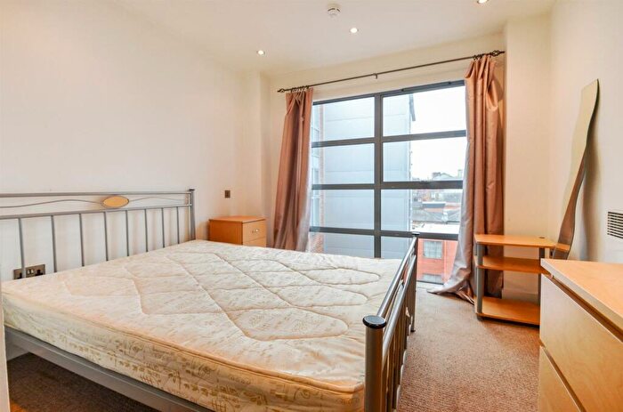 2 Bedroom Apartment To Rent In Castle Exchange, NG1