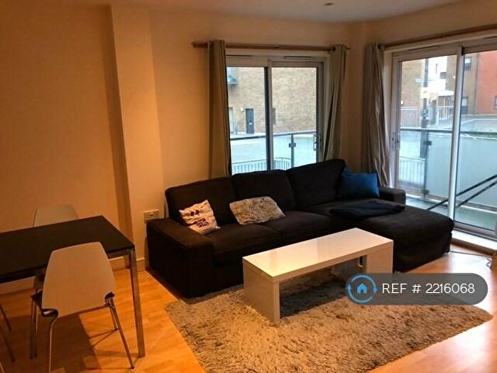 2 Bedroom Flat To Rent In Hither Green Lane, London, SE13