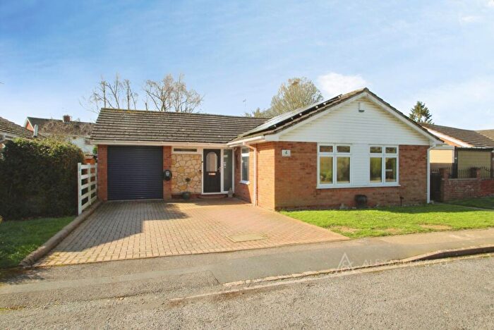 3 Bedroom Bungalow To Rent In North Croft, Elmfield Gate, Winslow, MK18