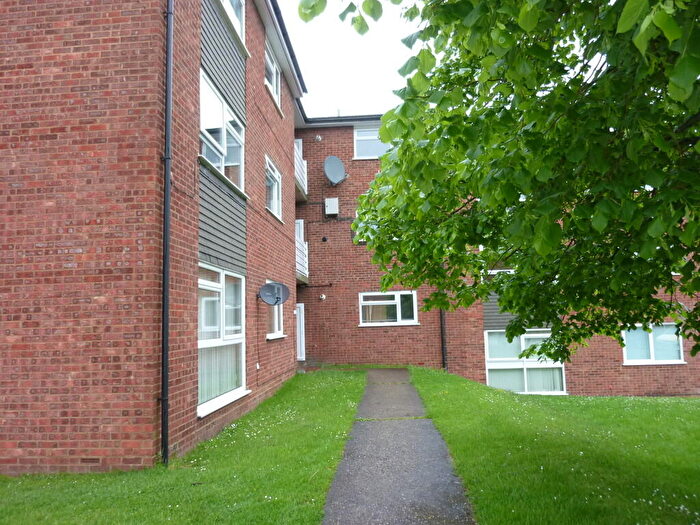 1 Bedroom Flat To Rent In Woburn Close, Stevenage, SG2