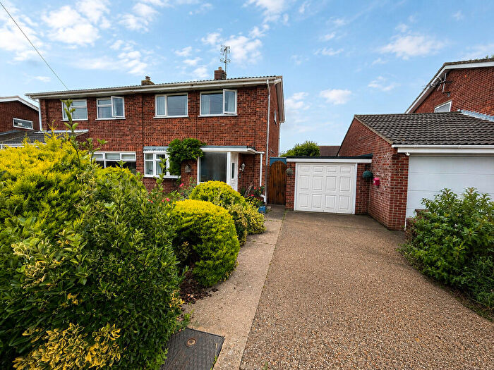 2 Bedroom Semi-Detached House For Sale In Barton Way, Ormesby, Great Yarmouth, NR29