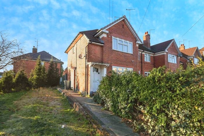 2 Bedroom Maisonette For Sale In Kings Road, Kings Heath, Birmingham, B14