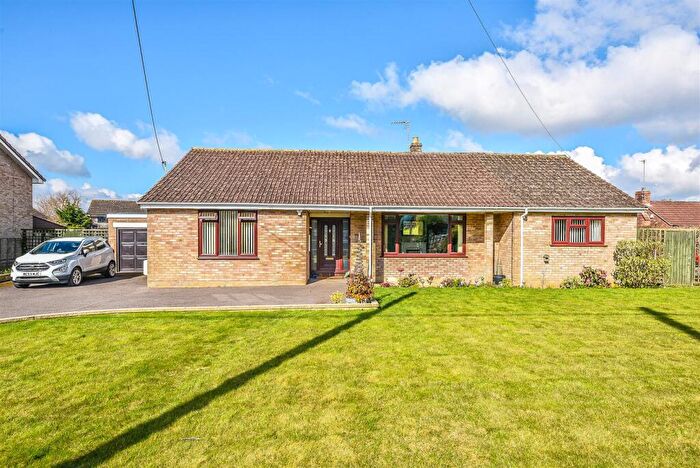 4 Bedroom Detached Bungalow For Sale In Moorend Lane, Slimbridge, Gloucester, GL2