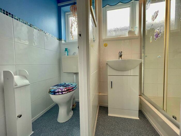 2 Bedroom Chalet For Sale In Hemsby, NR29
