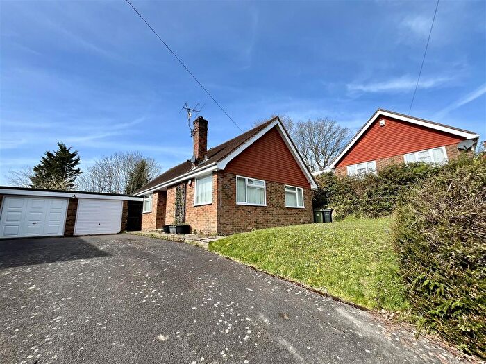 3 Bedroom Detached Bungalow For Sale In Park Shaw, Sedlescombe, Battle, TN33