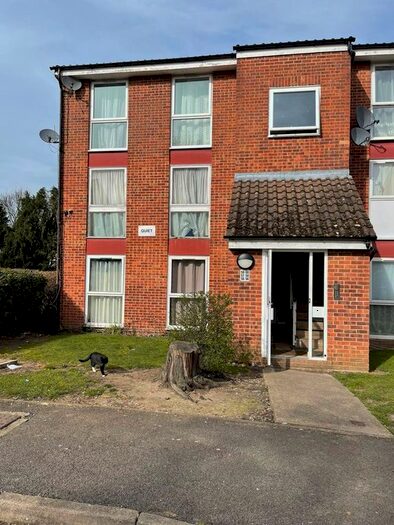 2 Bedroom Flat To Rent In Archery Close, Harrow, HA3