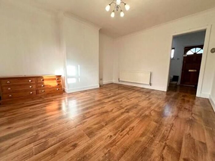 3 Bedroom Property To Rent In Kingsway, Duxford, Cambridge, CB22