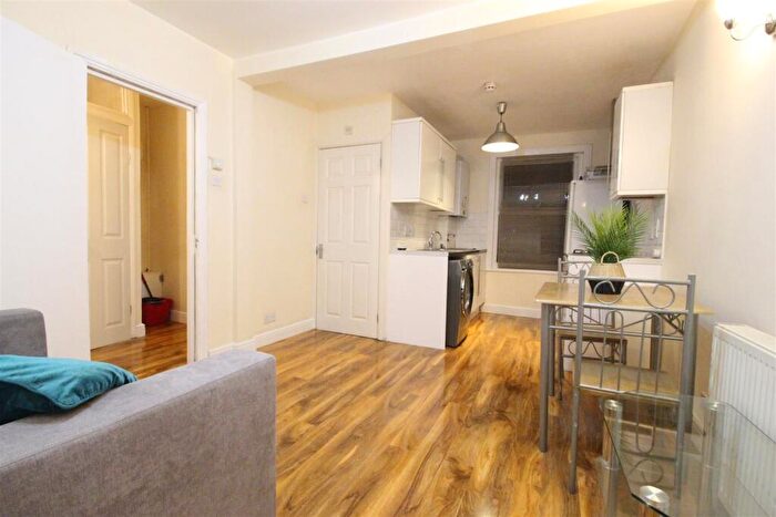 2 Bedroom Apartment To Rent In Barking Road, London, E13