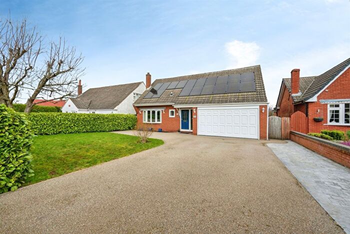 4 Bedroom Detached House For Sale In Lichfield Road, Hamstall Ridware, Rugeley, WS15