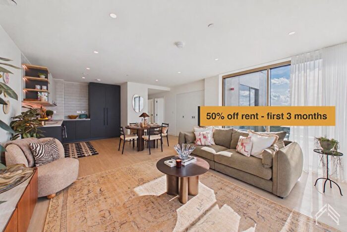 2 Bedroom Flat To Rent In Ferry Island, Heart Of Hale, London, N17