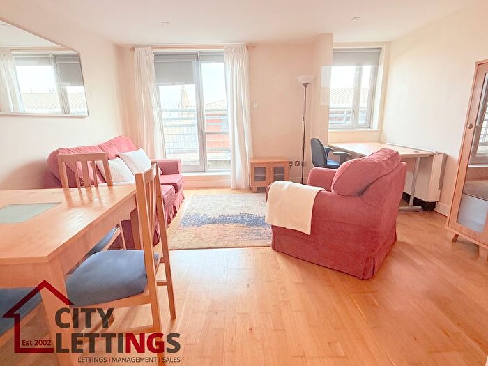 1 Bedroom Flat To Rent In Ropewalk Court, City Centre, NG1