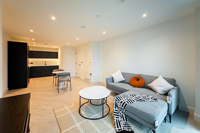 1 Bedroom Apartment To Rent In Vista River Tower, M3