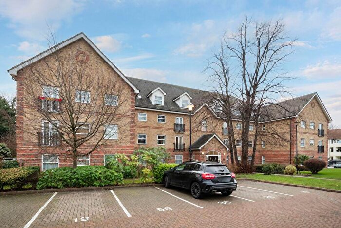 1 Bedroom Flat For Sale In Wilshaw Close, London, NW4