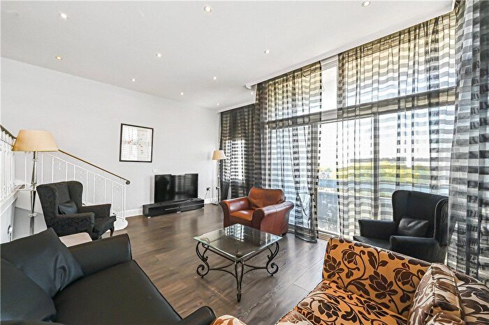 3 Bedroom Flat To Rent In The Water Gardens, London, W2