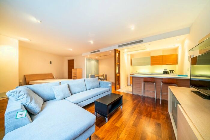 Studio To Rent In Praed Street, London, W2