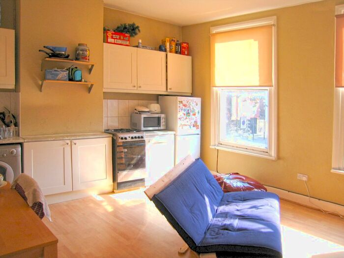 4 Bedroom Property To Rent In Fulham Palace Road, London, W6