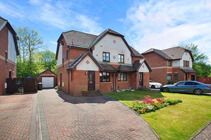 3 Bedroom Semi-detached House For Sale In Gleneagles Place, Irvine, KA11