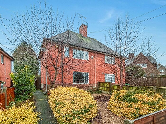3 Bedroom Semi Detached House For Sale In Alderton Road, Nottingham, Nottinghamshire, NG5