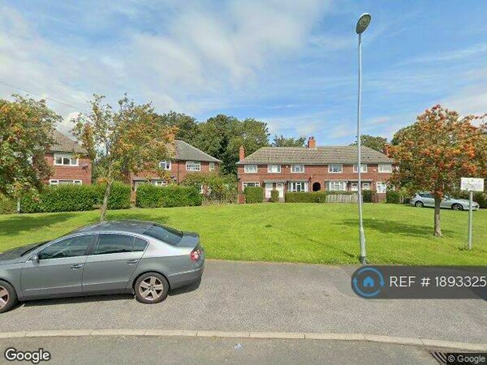 3 Bedroom Semi-Detached House To Rent In Waincliffe Place, Leeds, LS11