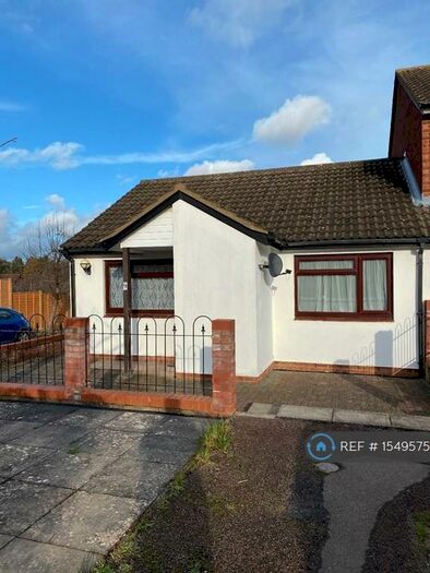 2 Bedroom Semi-Detached House To Rent In Kercroft, Two Mile Ash, Milton Keynes, MK8