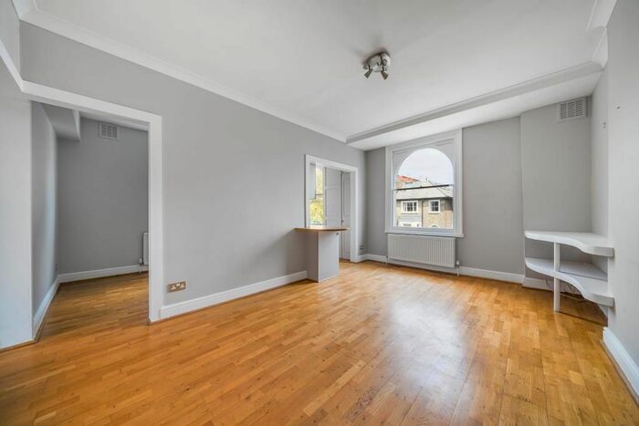 1 Bedroom Flat To Rent In Aldridge Road Villas, Notting Hill, W11