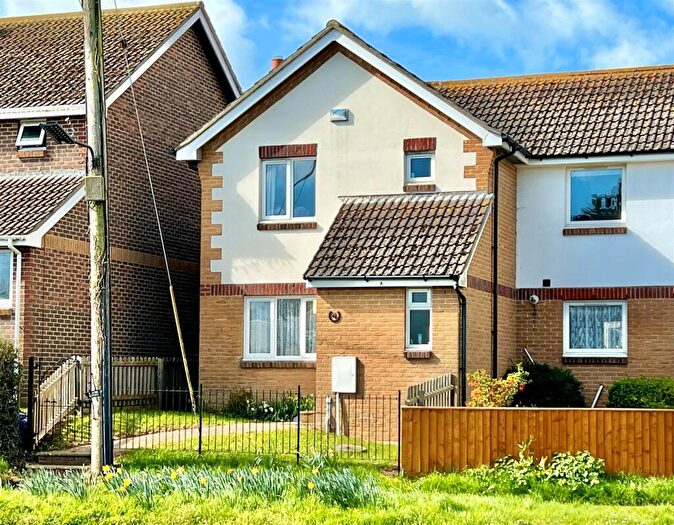 3 Bedroom Semi-Detached House For Sale In Freshwater, Isle Of Wight, PO40