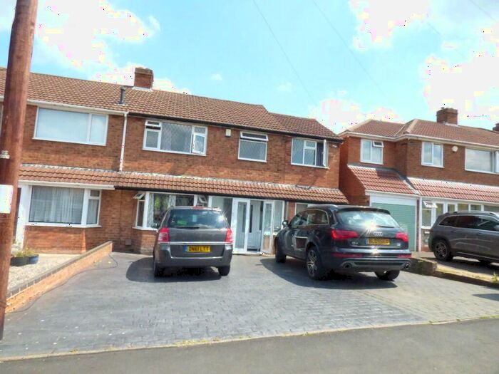 4 Bedroom Semi-Detached House To Rent In Hazelwood Road, Sutton Coldfield, West Midlands, B74