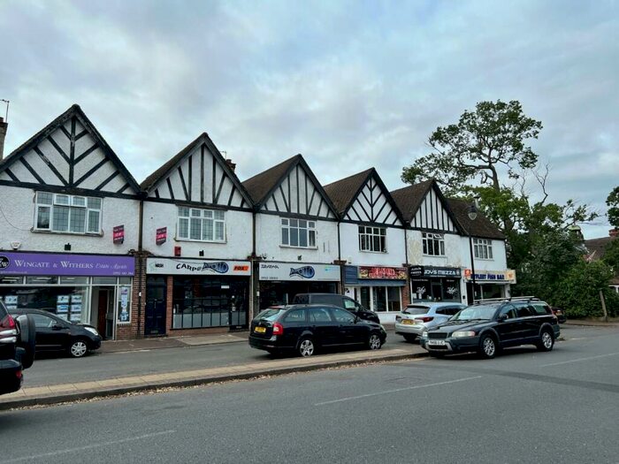 1 Bedroom Apartment To Rent In High Road, Byfleet, KT14