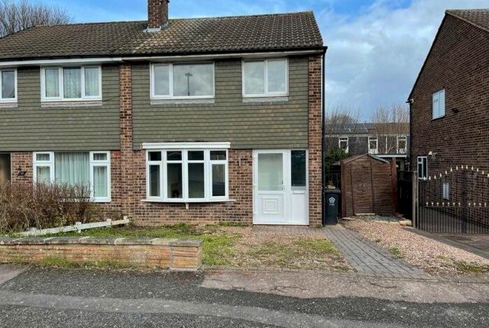 3 Bedroom Semi-Detached House To Rent In Brookdale Road, Leicester, LE3