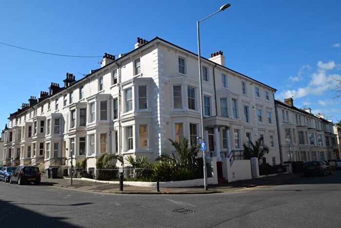 2 Bedroom Flat To Rent In Pevensey Road, Eastbourne, BN21