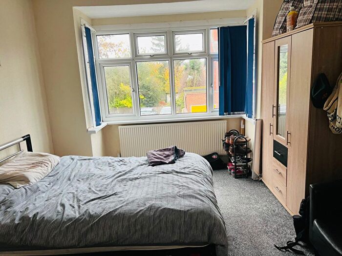 5 Bedroom Semi-Detached House To Rent In Arnesby Road, Nottingham, NG7