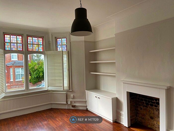 1 Bedroom Flat To Rent In Denver Road, London, N16