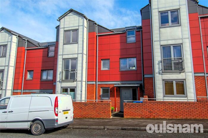 4 Bedroom Terraced House To Rent In Bearwood Road, Smethwick, B66