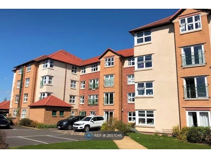 2 Bedroom Flat To Rent In West Park Garden Village, Darlington, DL2