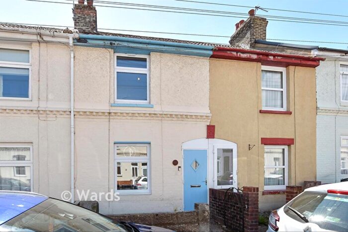 3 Bedroom Terraced House For Sale In Devonshire Road, Dover, Kent, CT17
