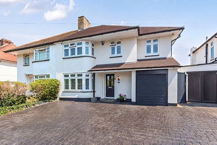 4 Bedroom Semi Detached House For Sale In Wren Road, Sidcup, DA14