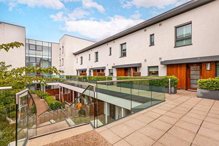 3 Bedroom Apartment For Sale In Bath Street, City Centre, Glasgow, G2