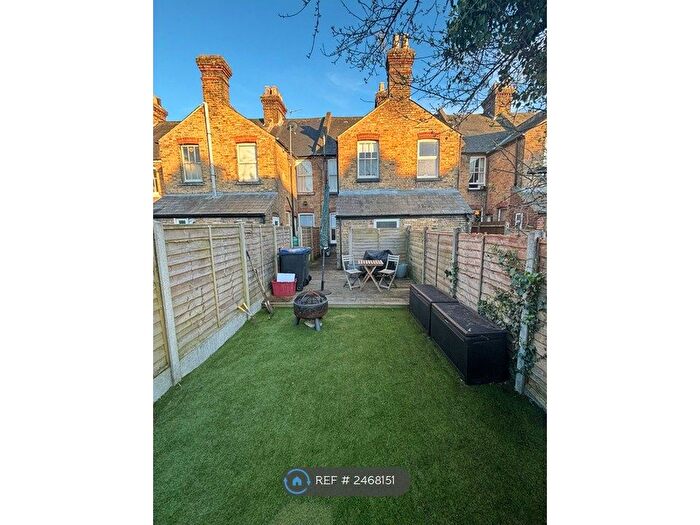 2 Bedroom Terraced House To Rent In St Peter's Grove, Canterbury, CT1