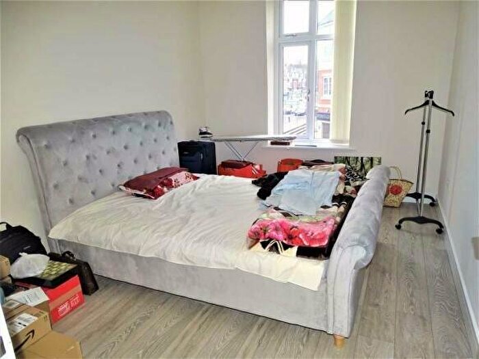 2 Bedroom Flat To Rent In Bury New Road, Prestwich, Manchester, M25