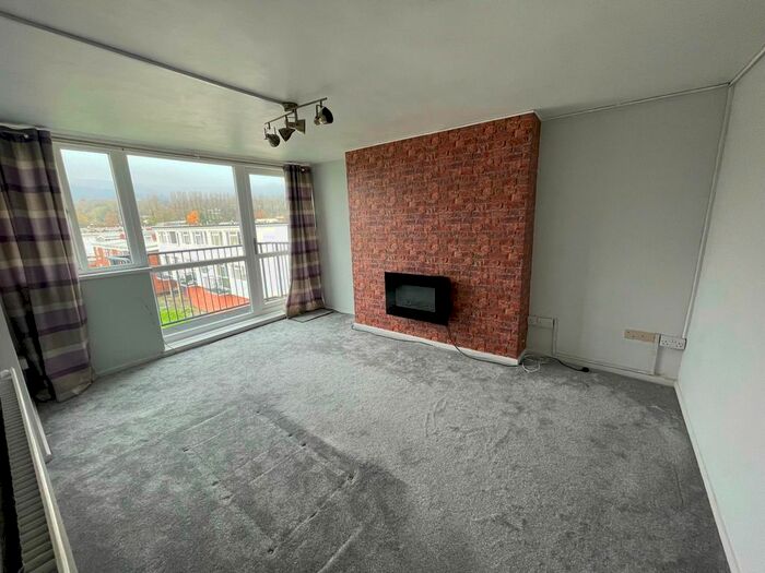 1 Bedroom Flat To Rent In St. Woolos Green, Cwmbran NP44