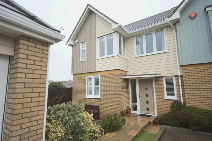 3 Bedroom Terraced House To Rent In Victoria Road, Milford On Sea, Hampshire, SO41