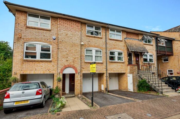 1 Bedroom Town House To Rent In Saville Row, BR2
