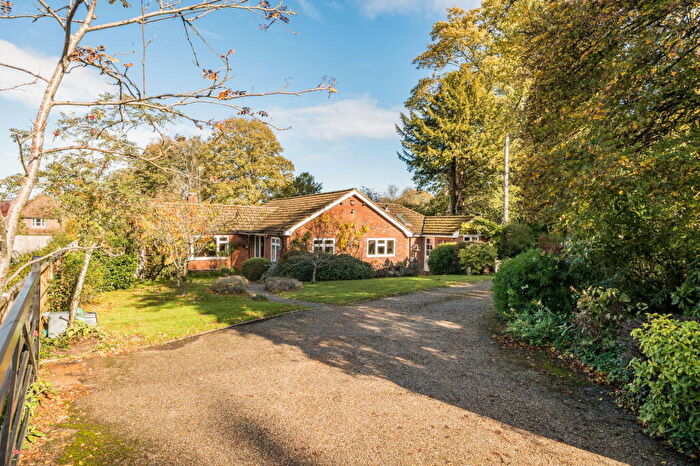 3 Bedroom Detached House For Sale In Twyford, SO21