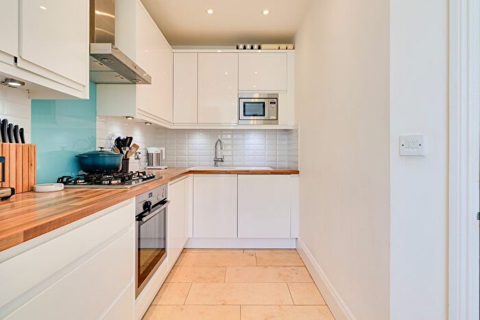 3 Bedroom Terraced House For Sale In Cavendish Place, Cambridge, CB1