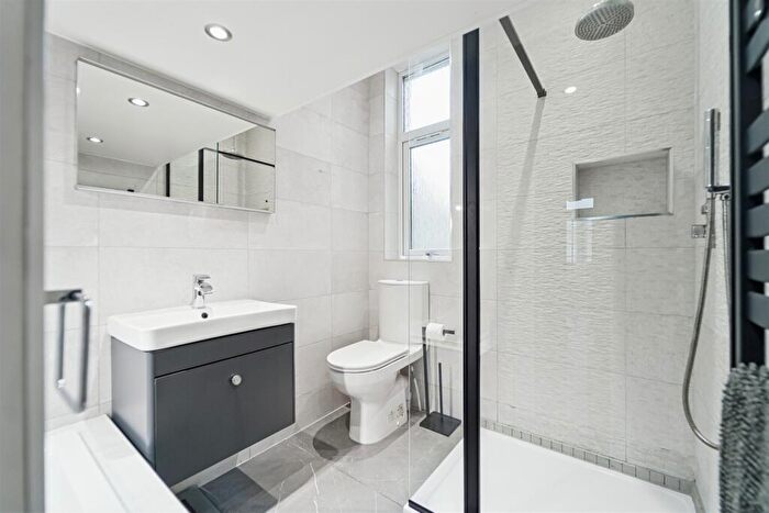 3 Bedroom Terraced House For Sale In Tweedvale Avenue, Yoker, G14