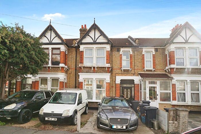 2 Bedroom Flat To Rent In Coventry Road, Ilford, IG1